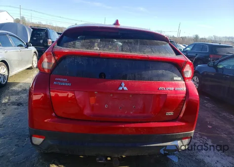 2018 Mitsubishi Eclipse Cross Le z USA, uszkodzony, nr VIN JA4AT4AA2JZ055079
